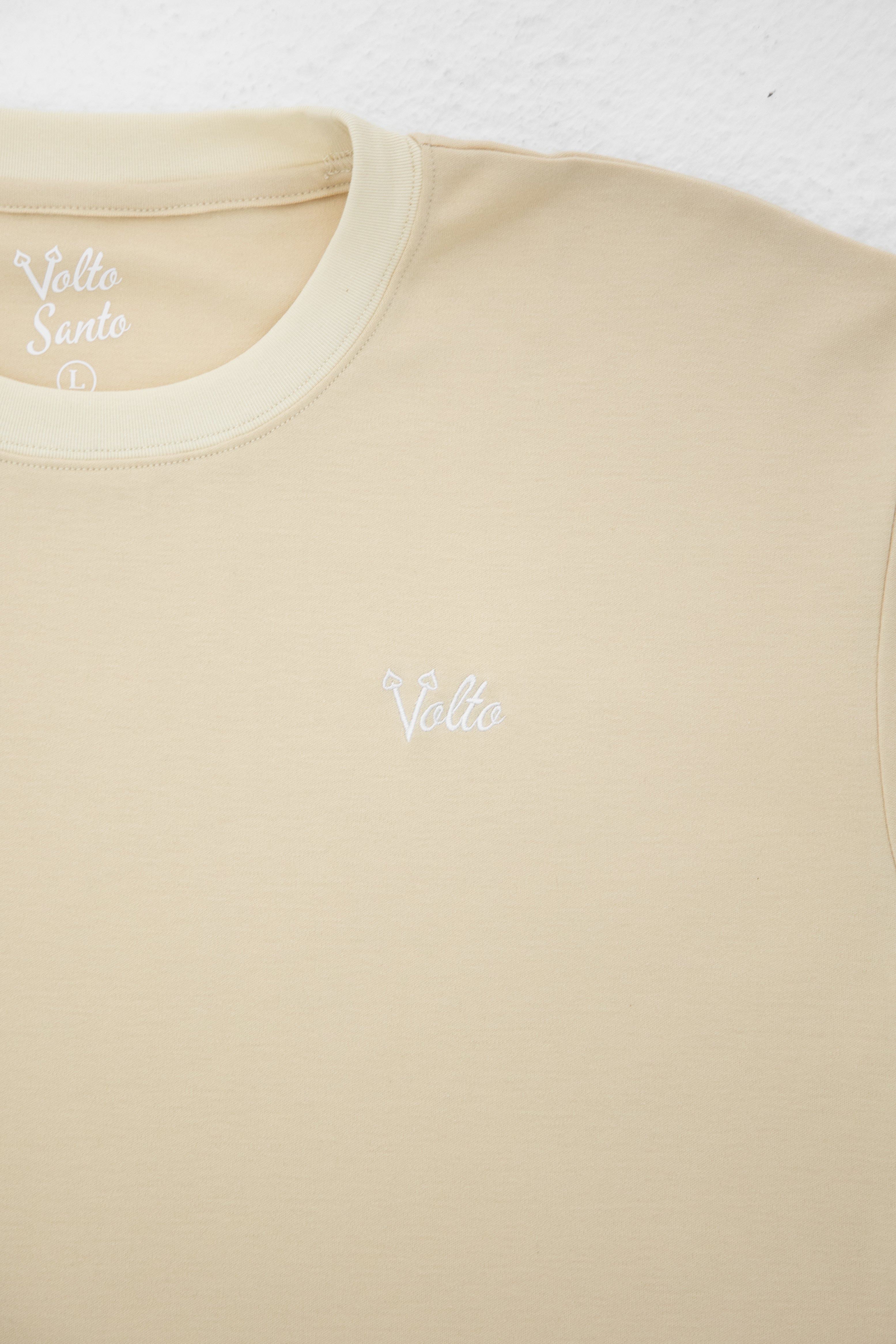 Volto Script Butter Tee